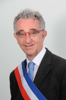 Jean Jacques Erolles impose la semaine des 4.5 jours par semaine comme rythme scolaire Jean Jacques Erolles impose la semaine des 4.5 jours par semaine comme rythme scolaire