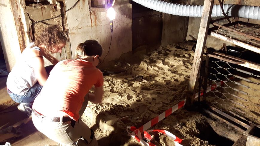 Fouilles archéologiques sur un bunker à Arcachon