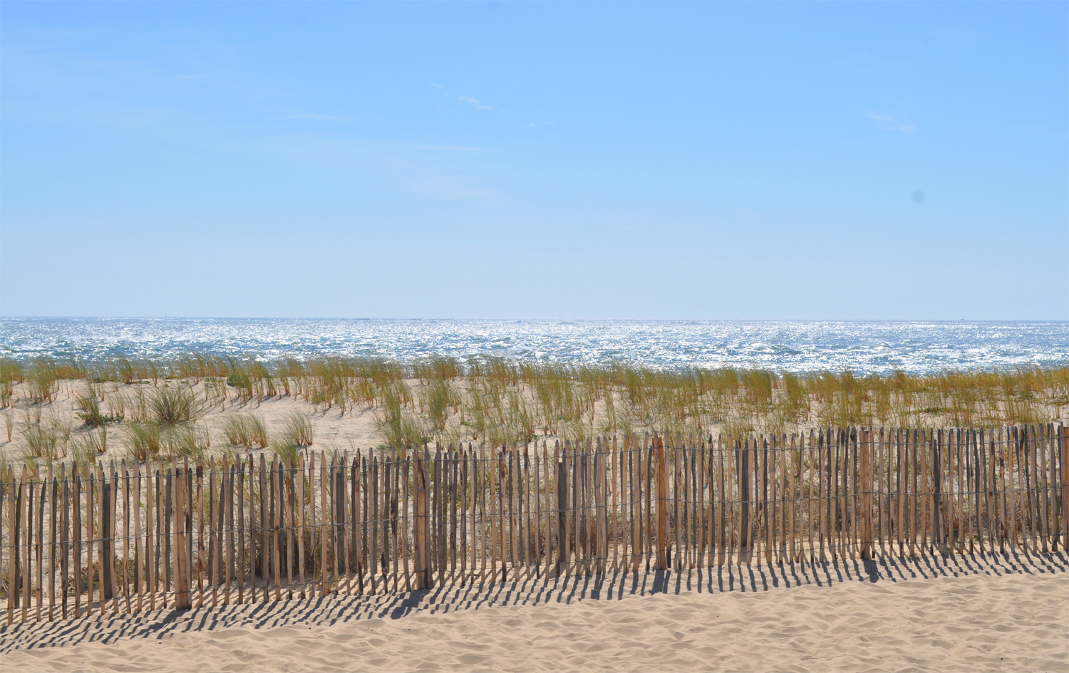 Vue sur l'océan depuis le bassin d' Arcachon Vue sur l'océan depuis le bassin d' Arcachon