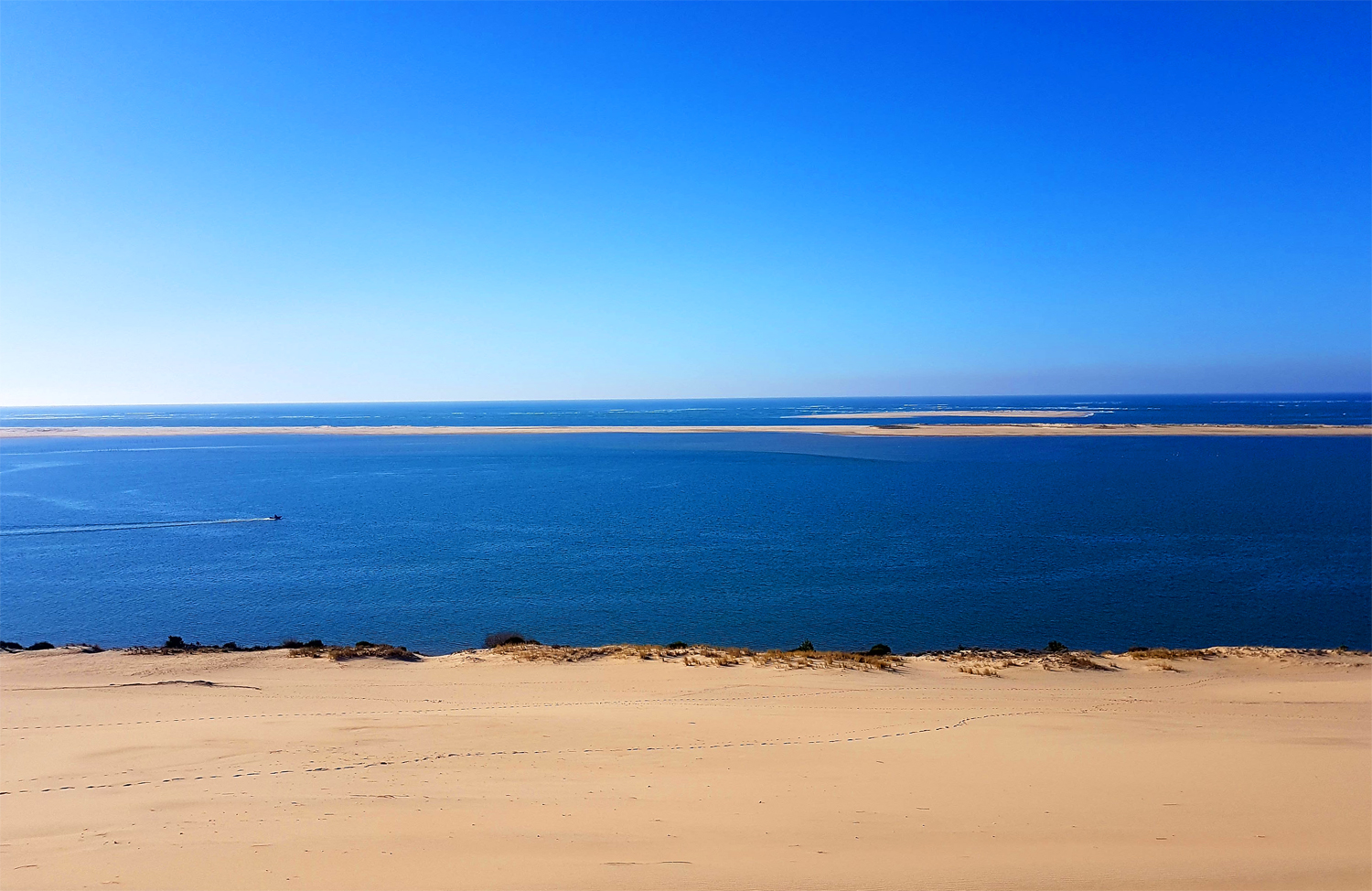 Dune du pilat et Arguin sous une météo clémente