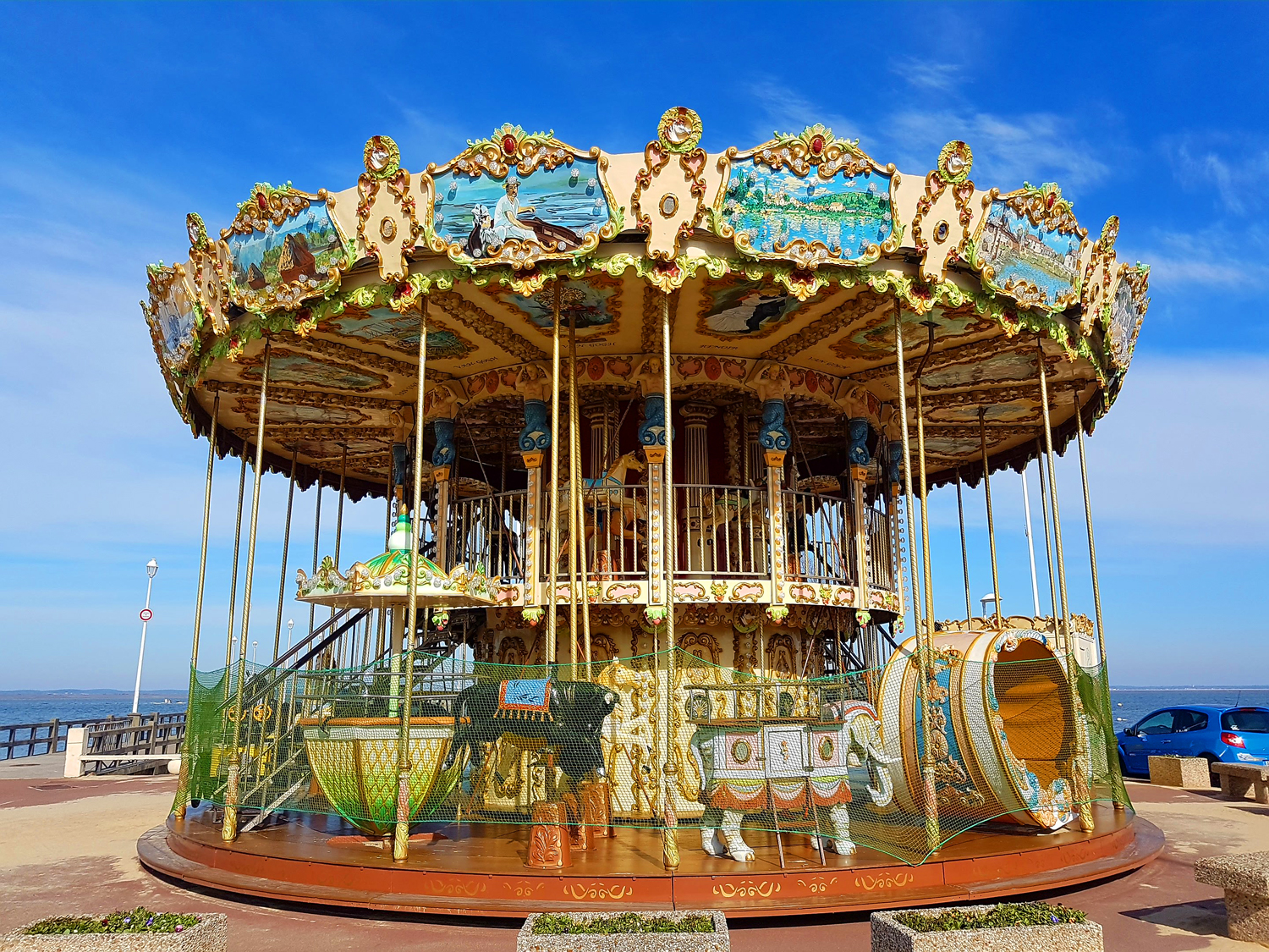 Le carrousel d'Arcachon attend ses enfants