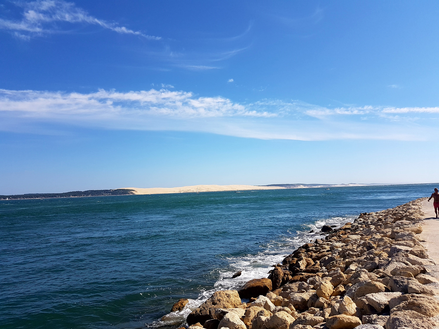 La dune du Pilat et entrée du bassin d' Arcachon