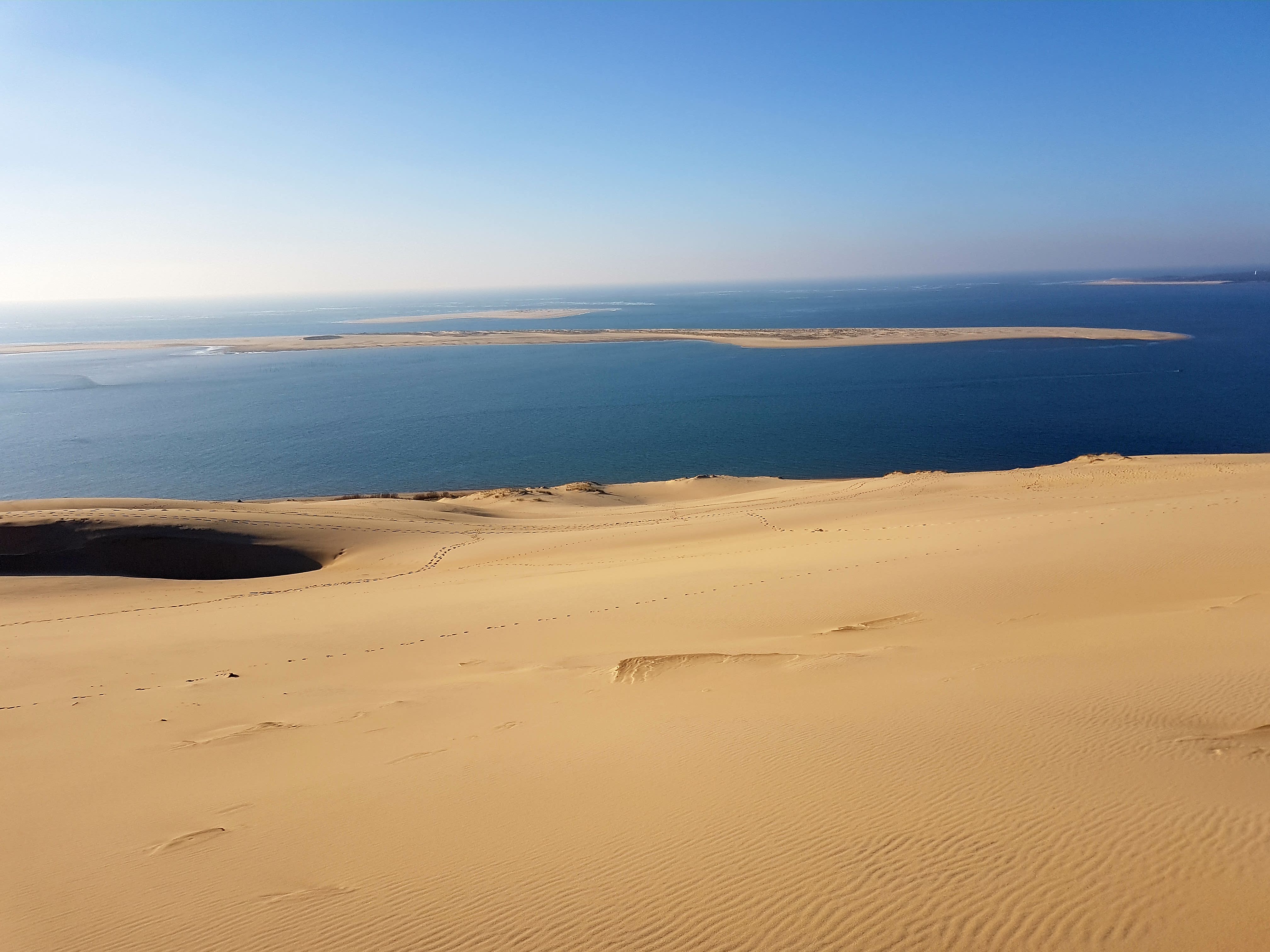 Dune du Pilat et Arguin par temps clair