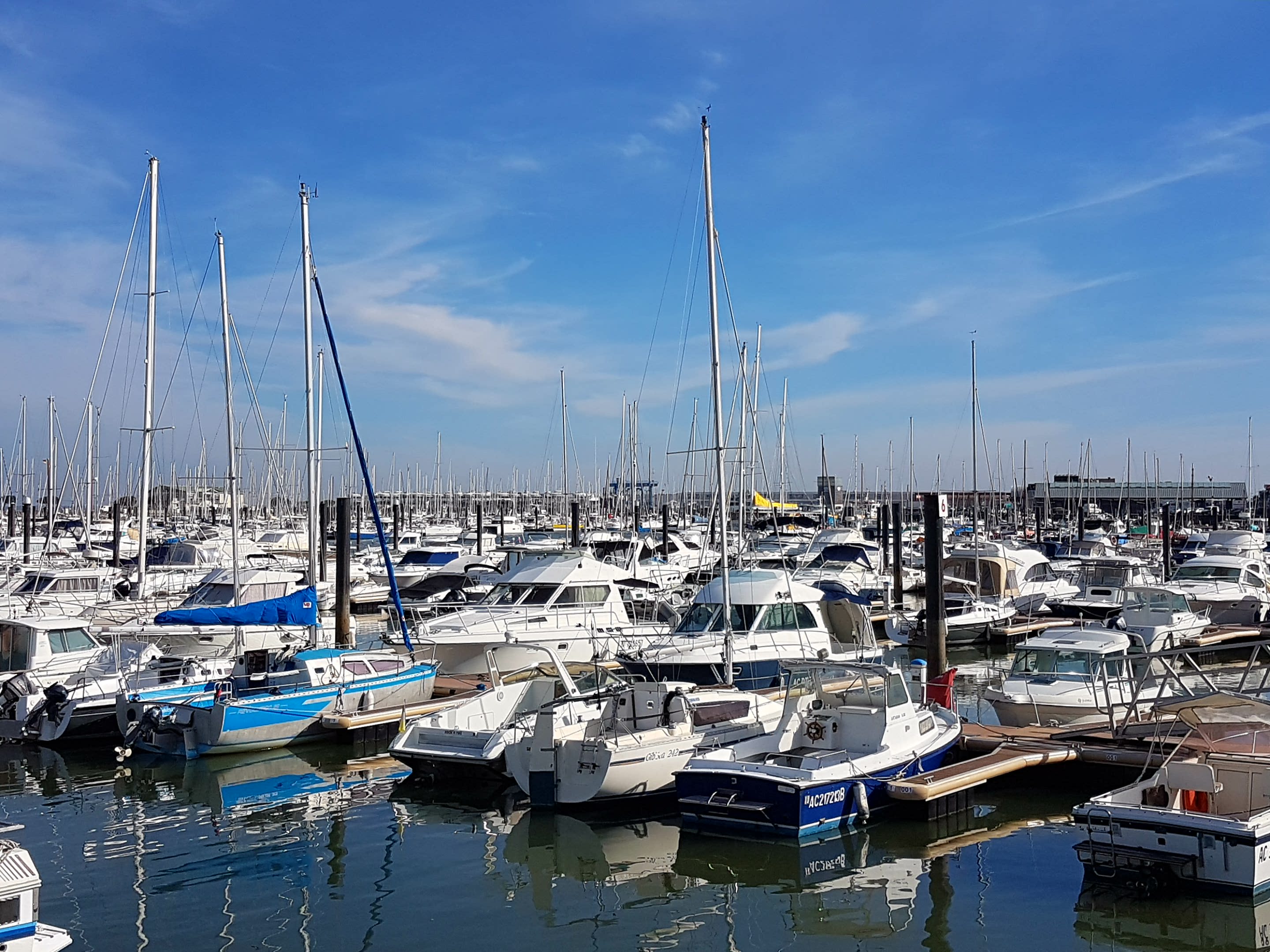 Toujours plus de monde donc plus de bateaux