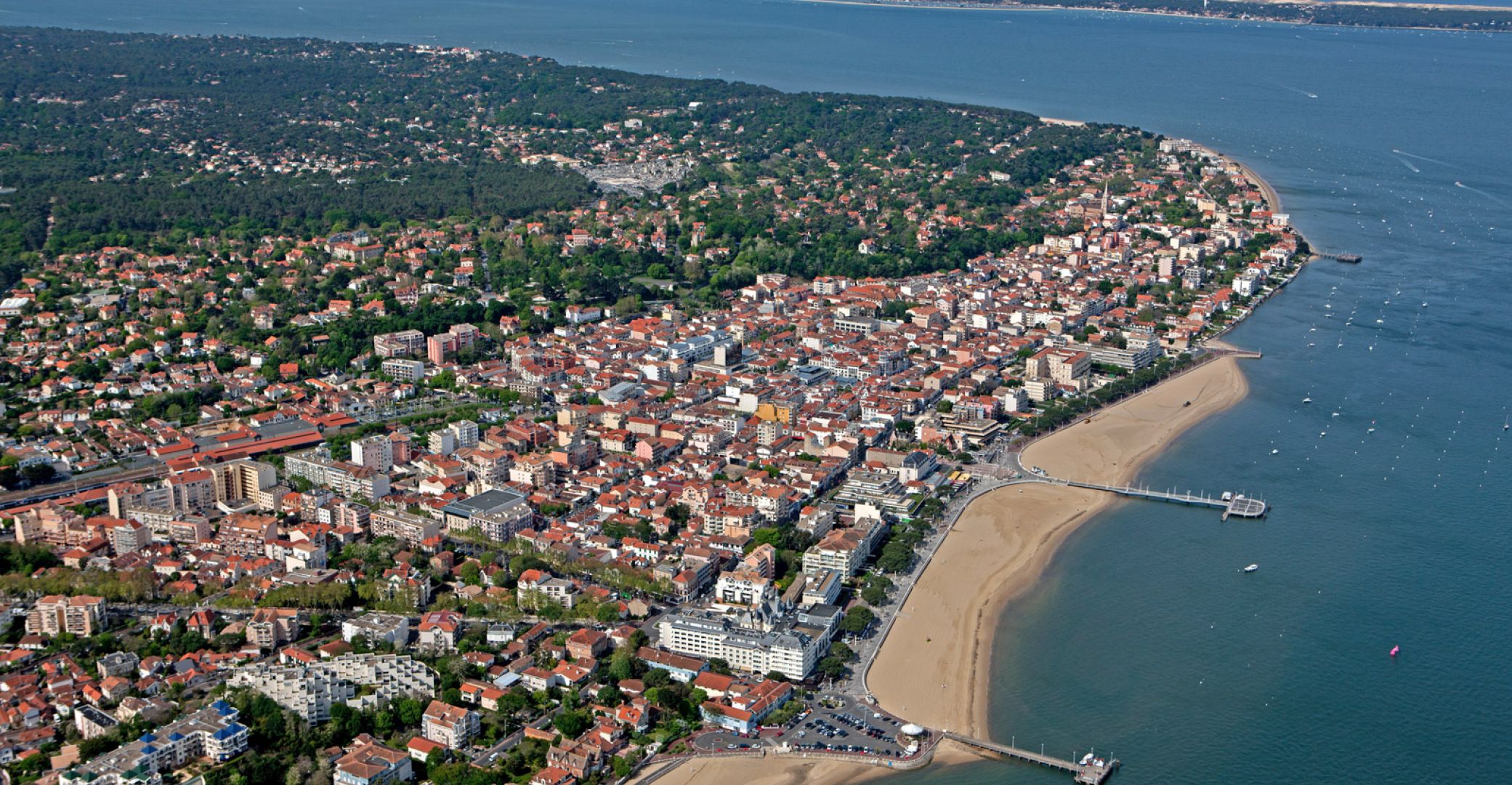 Vue sur la côte de la ville d’Arcachon