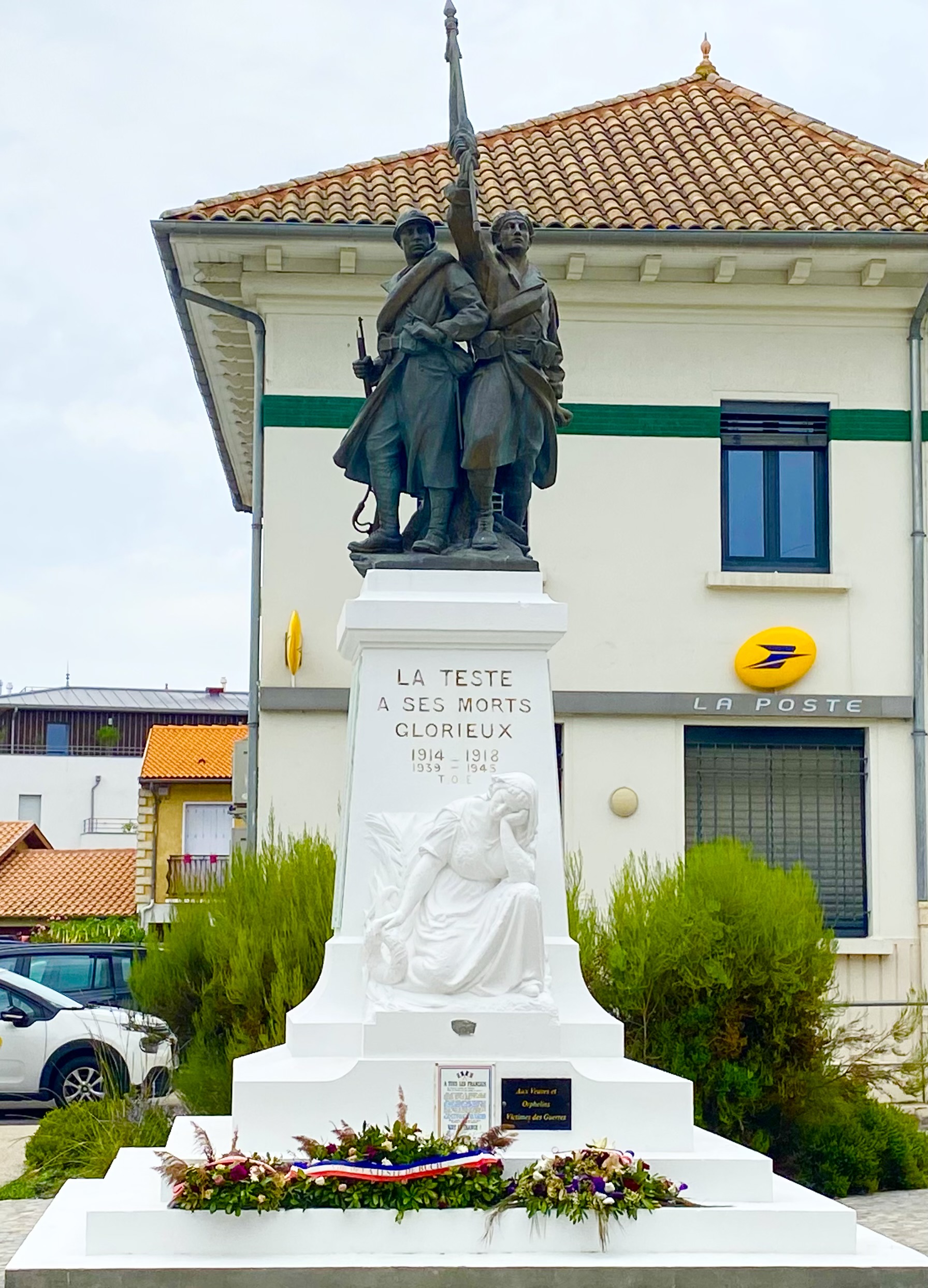 Monument aux morts La Testé