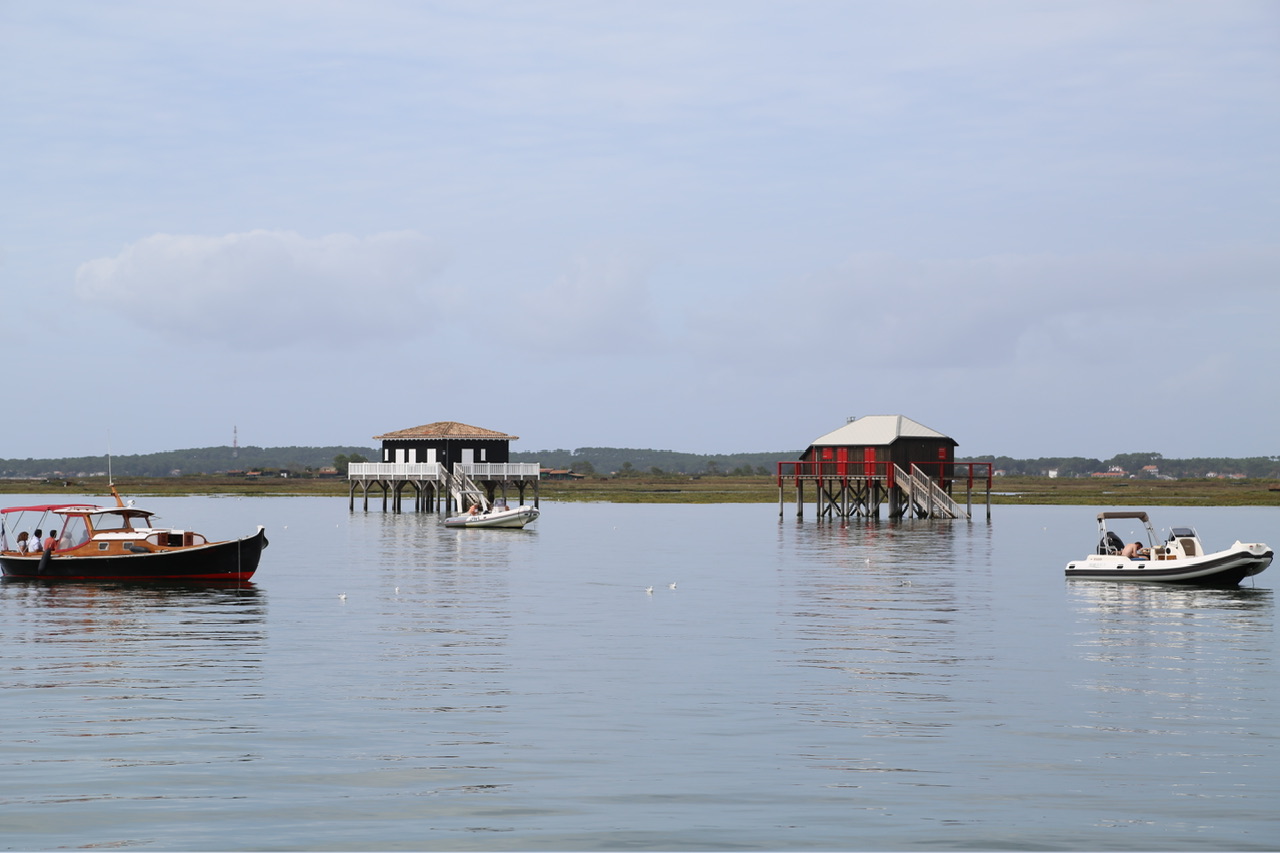 Cabanes tchanquées en automne 2025
