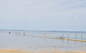 Jetée presque immergée à Arès