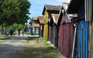 Cabanes colorées du port de Biganos