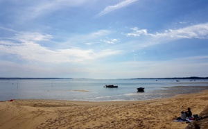 Plage tranquille sur la presqu'île du Cap-Ferret