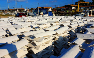 A quoi servent ses tuiles blanches sur le Bassin d' Arcachon ? Pour des toits ?