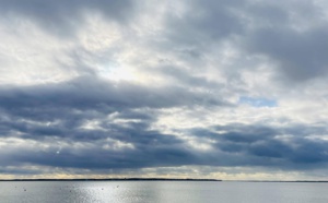 Viens, on va faire une balade sur la plage à Andernos les bains (en plein hiver 🥶)