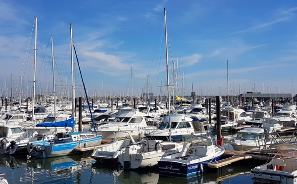 Le bassin d'Arcachon, c'est 150 000 habitants .... au moins !