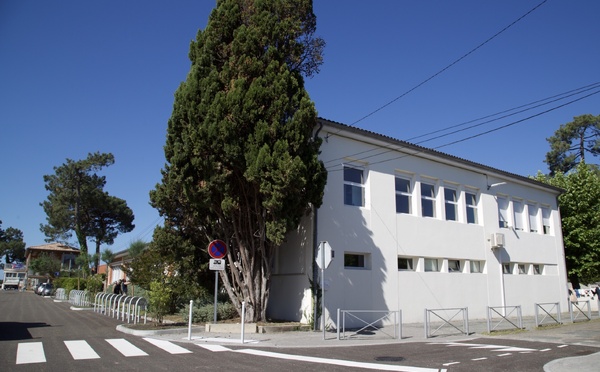 Une belle école maternelle à Andernos
