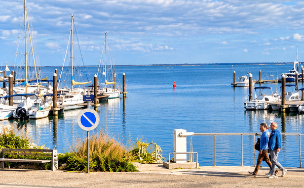 Tourisme sur le Bassin d’Arcachon en 2026 : un milliard d’euros de retombées… mais à quel prix ?