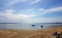 Plage tranquille sur la presqu'île du Cap-Ferret