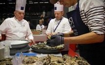 Sélection du championnat de France des Écaillers : 326 huîtres en 30 minutes